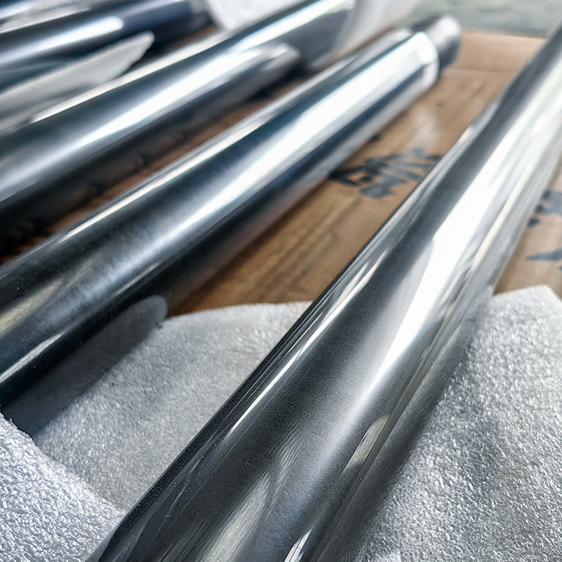 Batang piston keramik oksida chrome